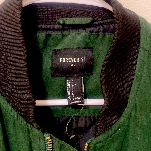 Green Jacket 😍😍 - Picture 2 of 4